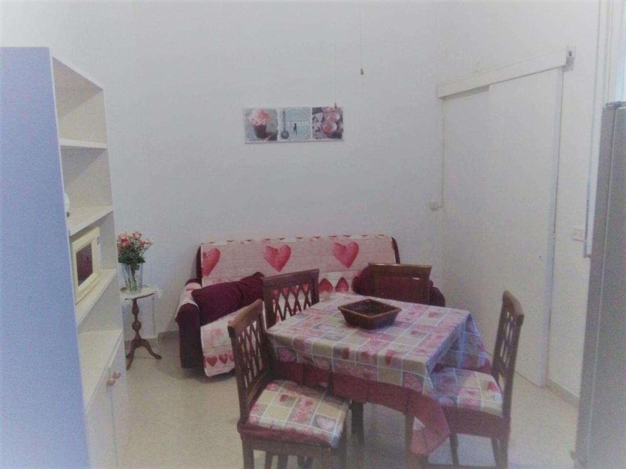 Carpe Diem Apartment Taranto Bagian luar foto