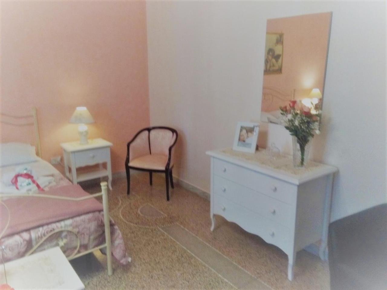 Carpe Diem Apartment Taranto Bagian luar foto